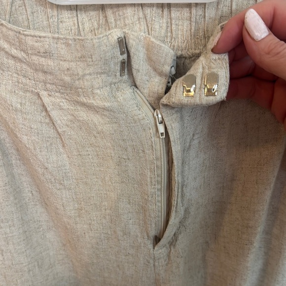 Chic Beige Cropped Linen Blend Trousers. Size S. Beachwear - Picture 4 of 7